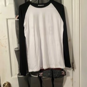 women’s long sleeve shirt